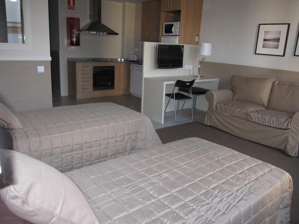 Apartments Hhb Barcelona Phòng bức ảnh