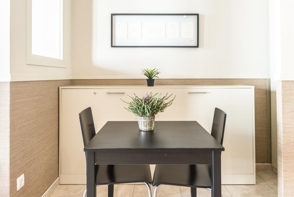 Apartments Hhb Barcelona Ngoại thất bức ảnh