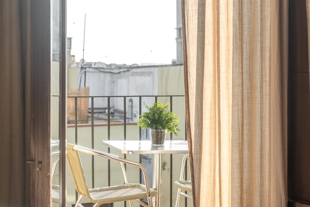Apartments Hhb Barcelona Ngoại thất bức ảnh